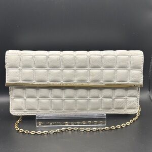 ANTONIO MELANI Quilted Cream Clutch with Gold Chain